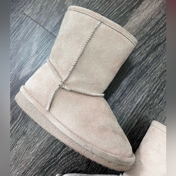 Cupcake couture Lil Comfy Champagne color boots toddler size 7 - Picture 5 of 10